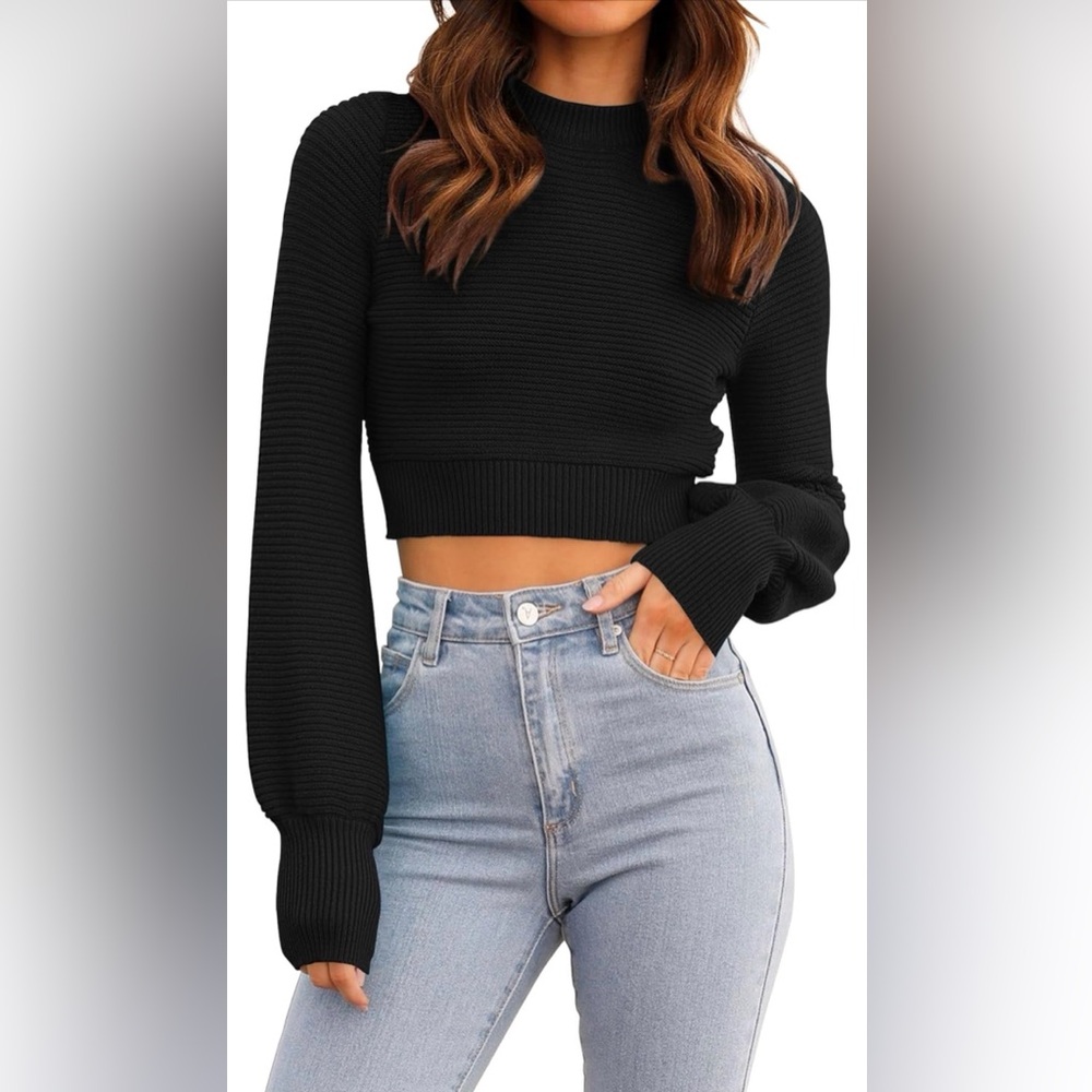 Chic Black Cropped Turtleneck Sweater for Women